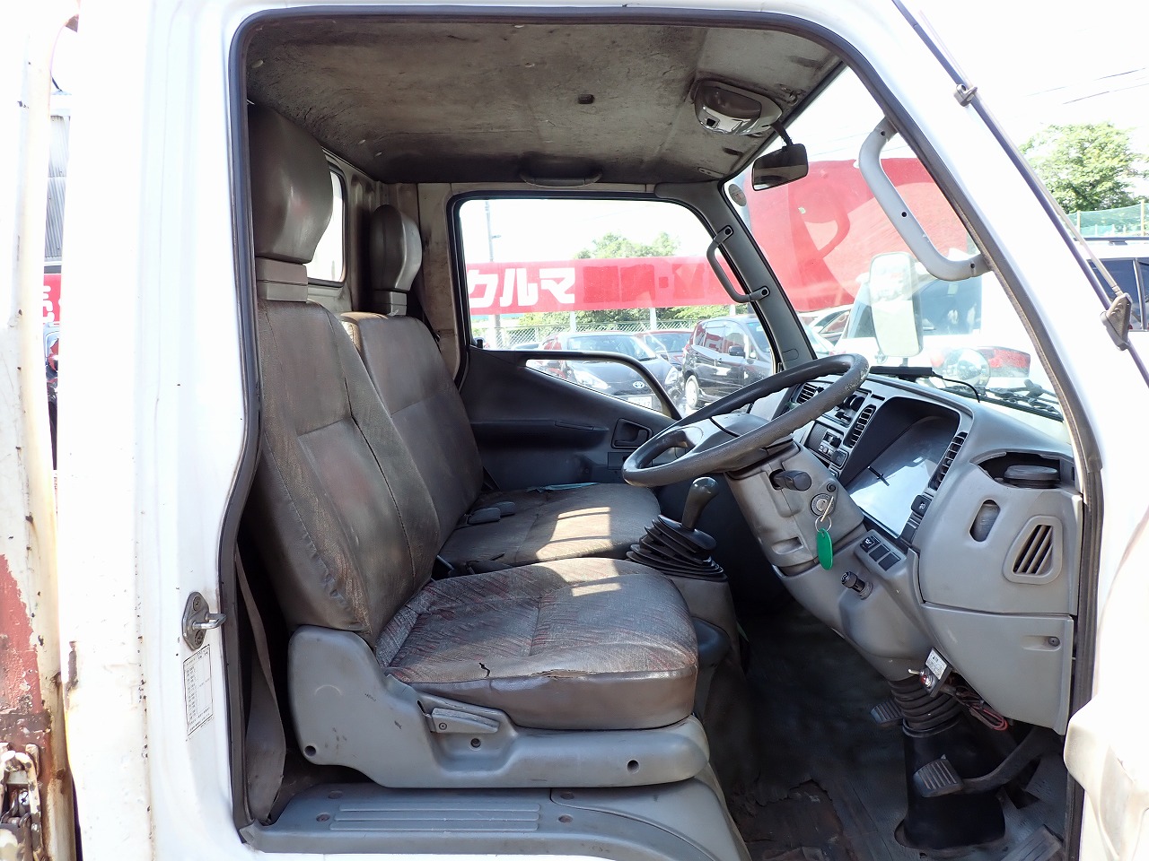 MITSUBISHI FUSO Canter