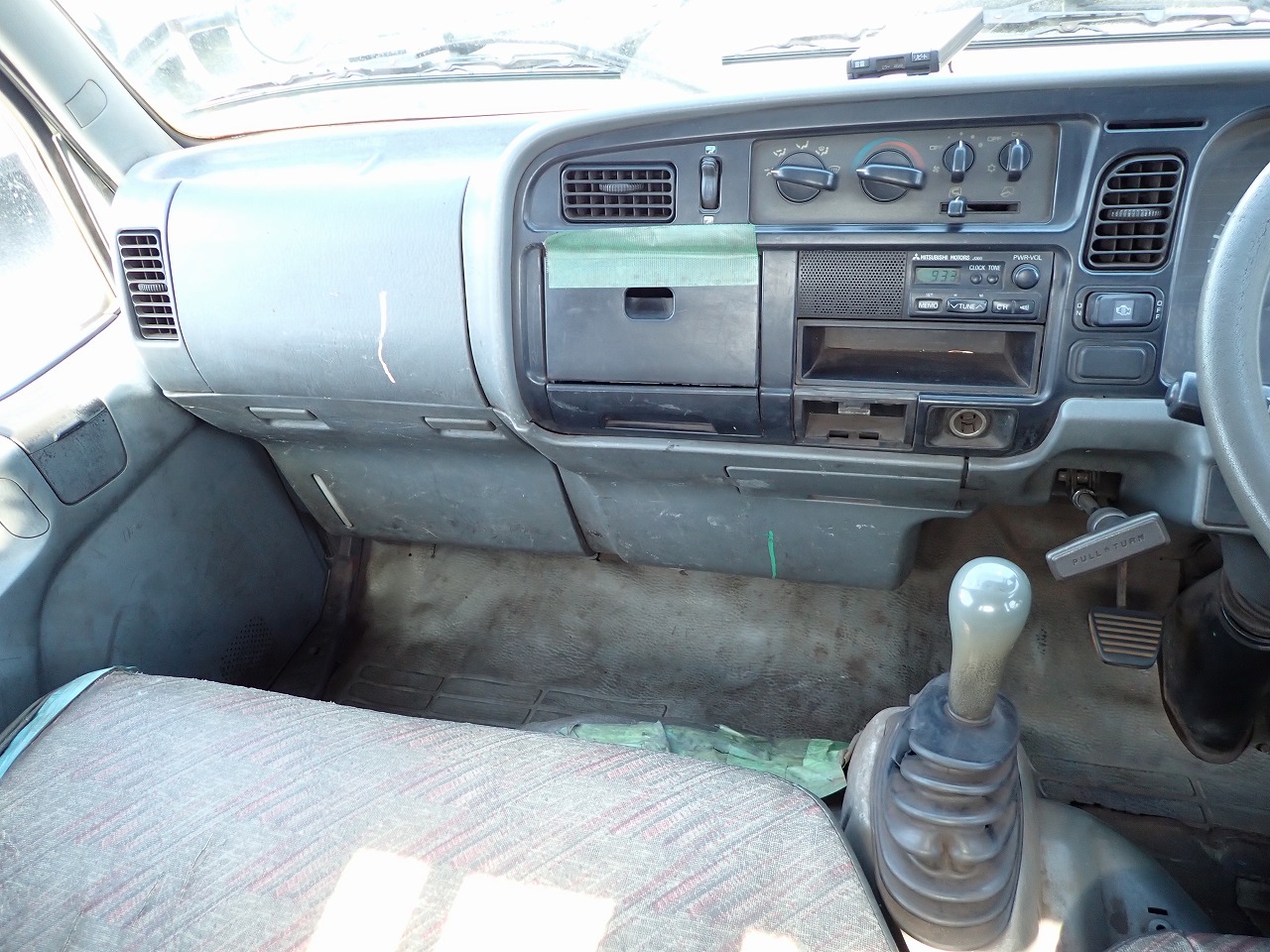 MITSUBISHI FUSO Canter