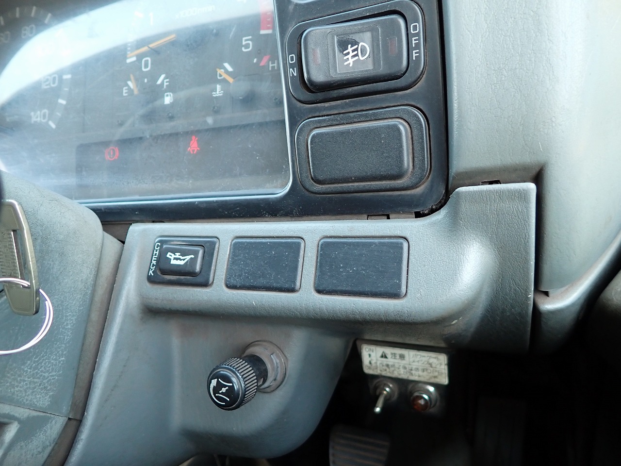 MITSUBISHI FUSO Canter