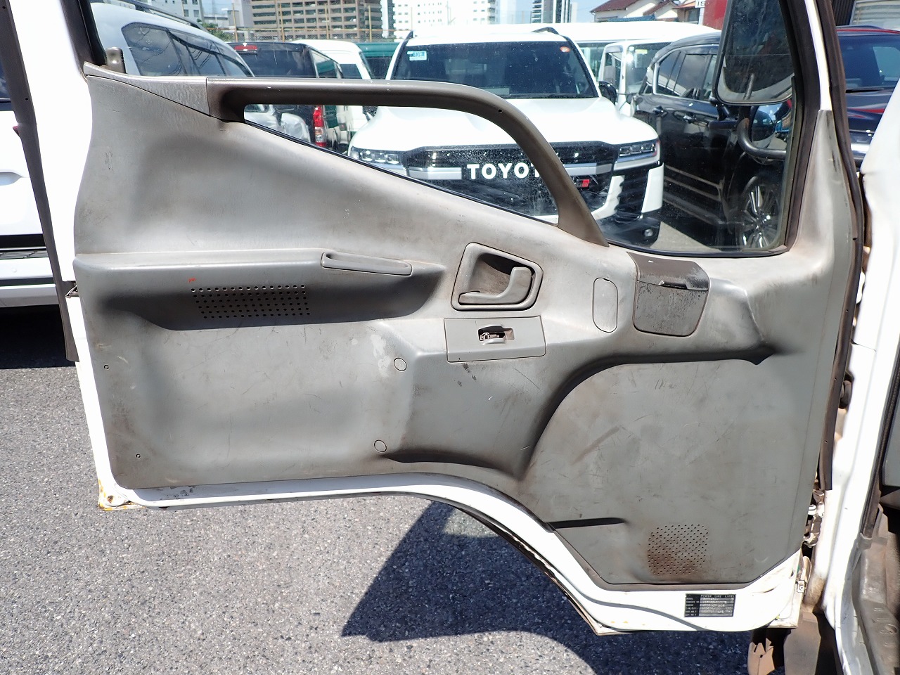 MITSUBISHI FUSO Canter