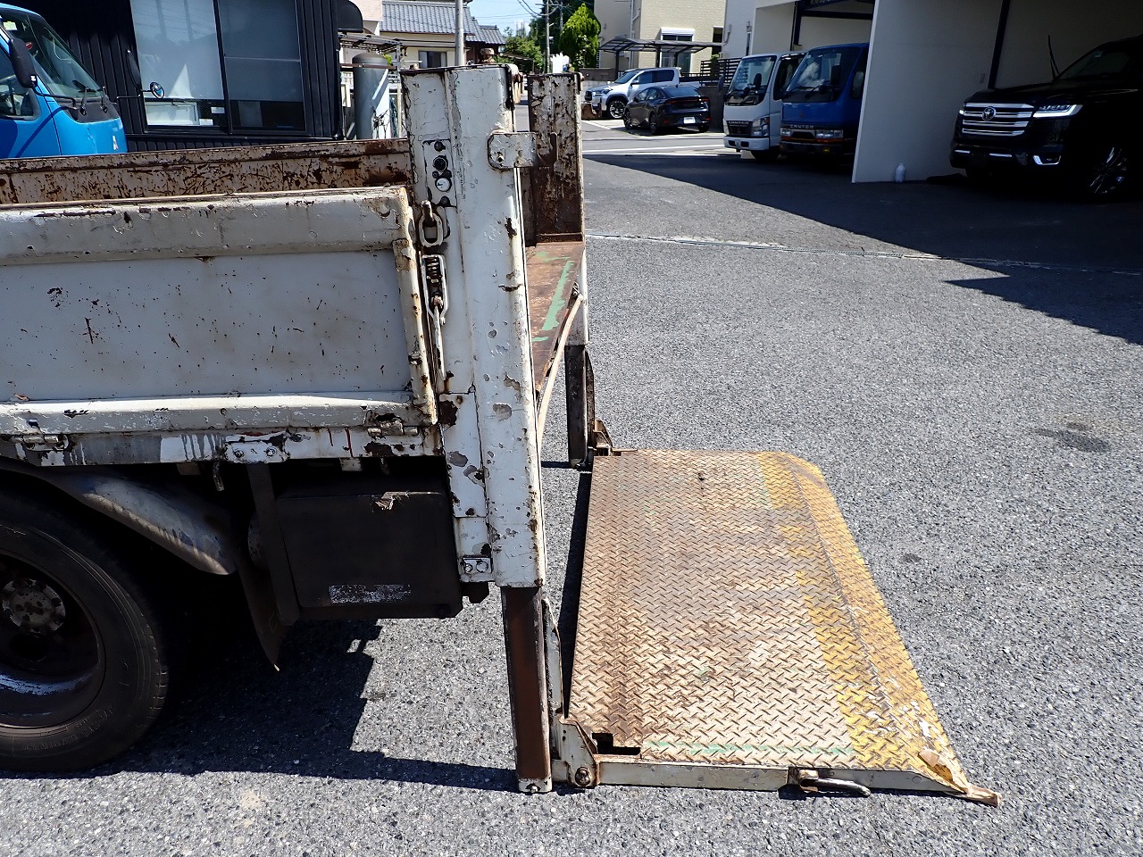 MITSUBISHI FUSO Canter