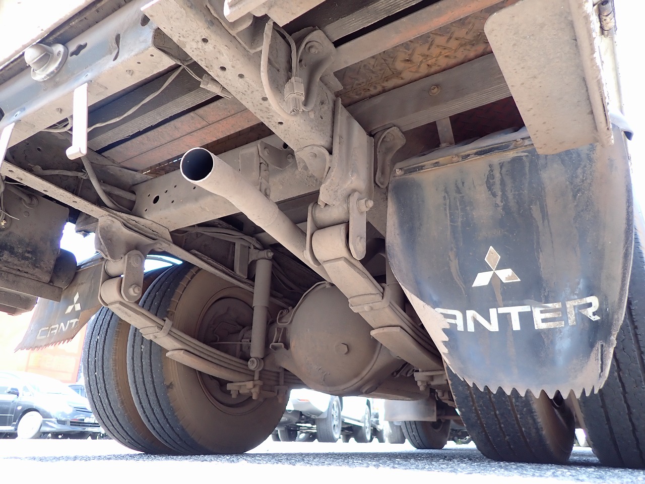 MITSUBISHI FUSO Canter
