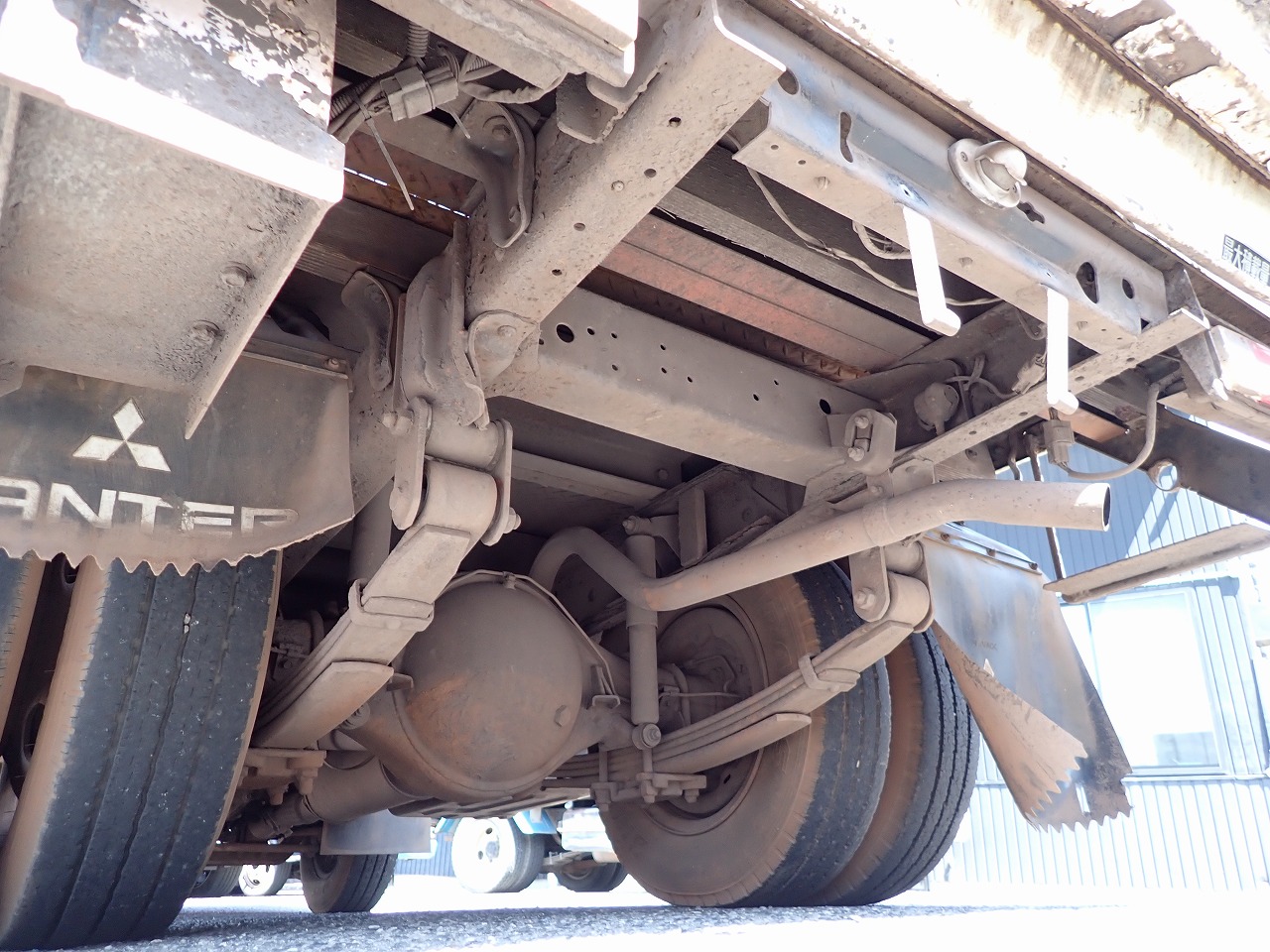 MITSUBISHI FUSO Canter