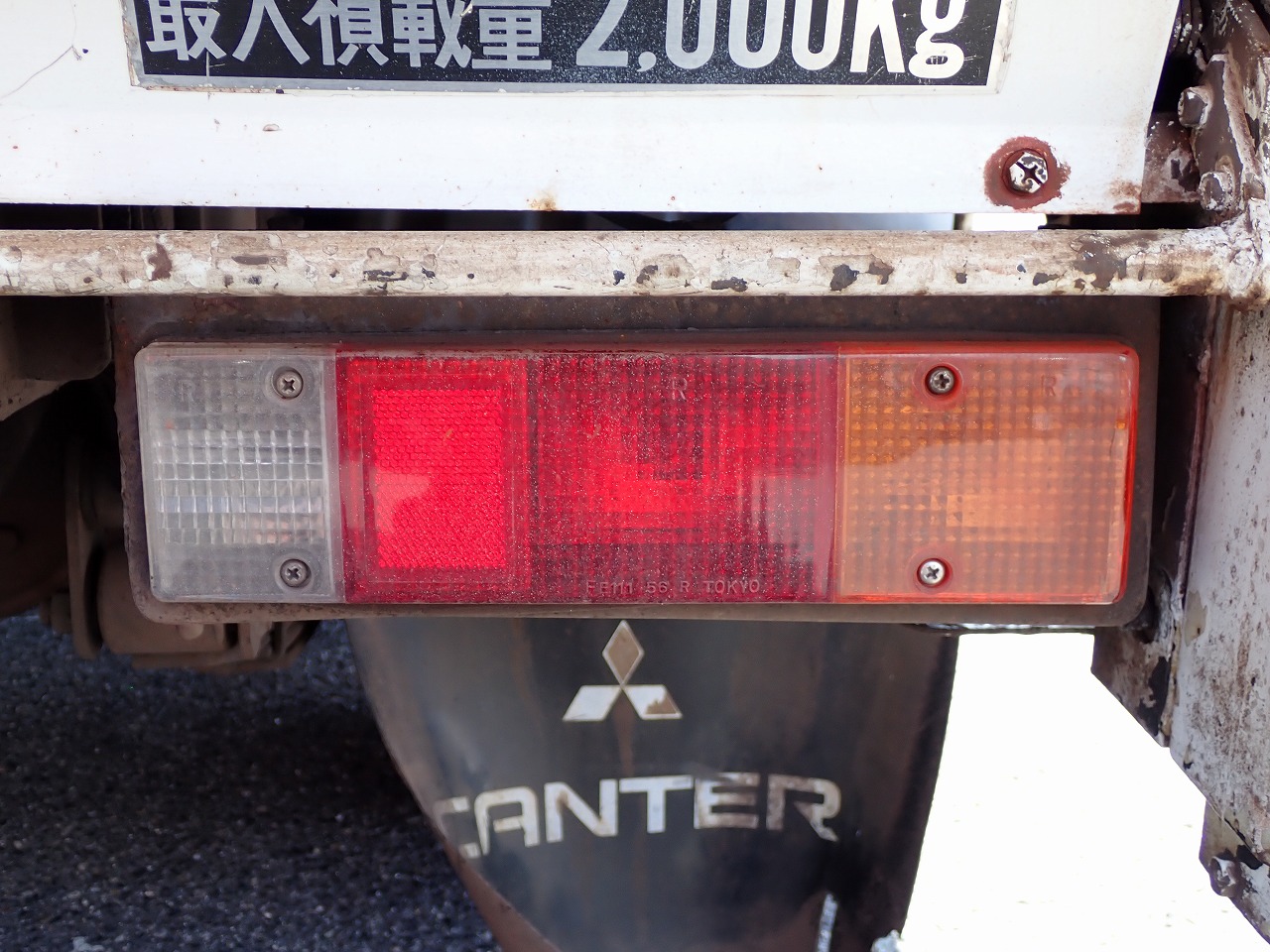 MITSUBISHI FUSO Canter