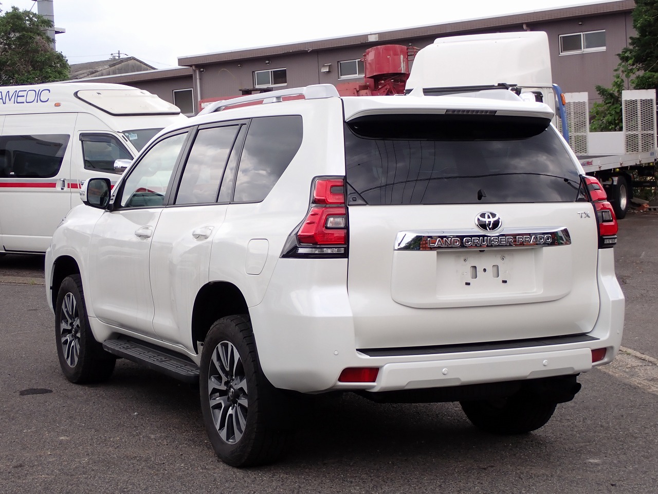 TOYOTA Land Cruiser Prado