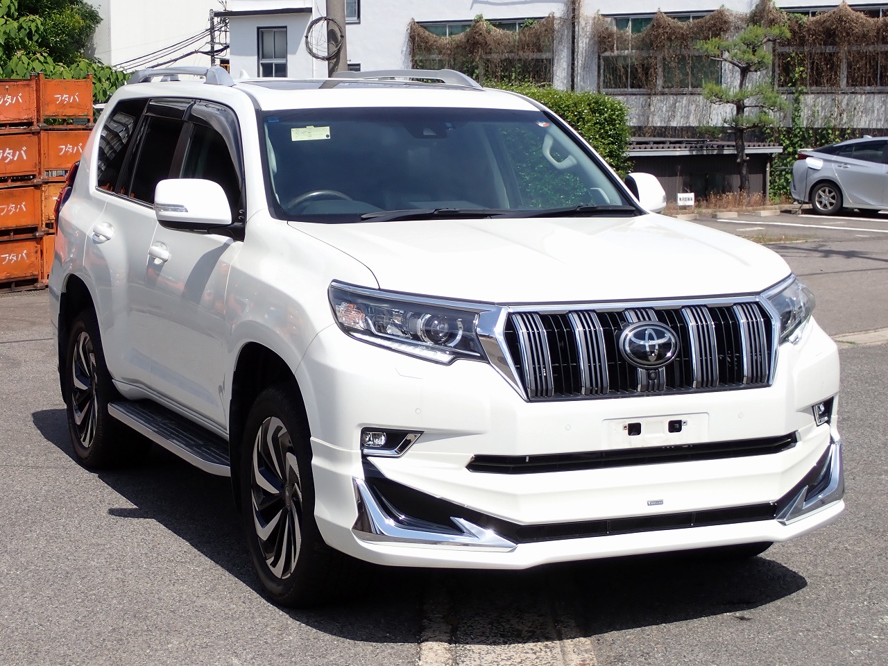 TOYOTA Land Cruiser Prado