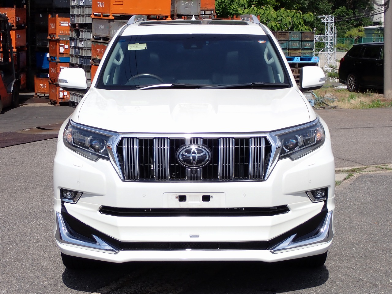 TOYOTA Land Cruiser Prado