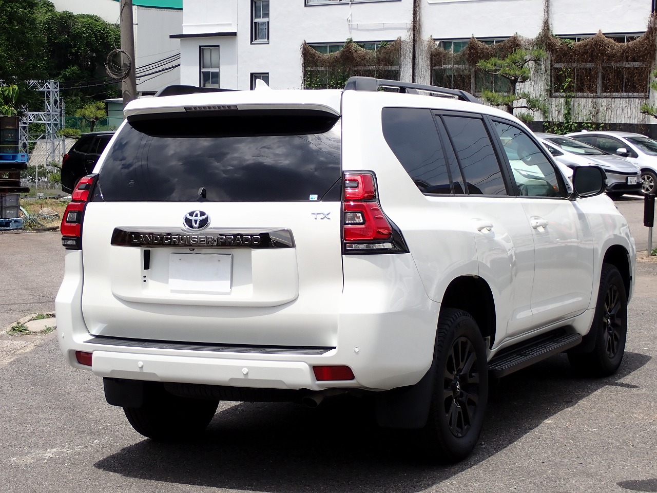 TOYOTA Land Cruiser Prado