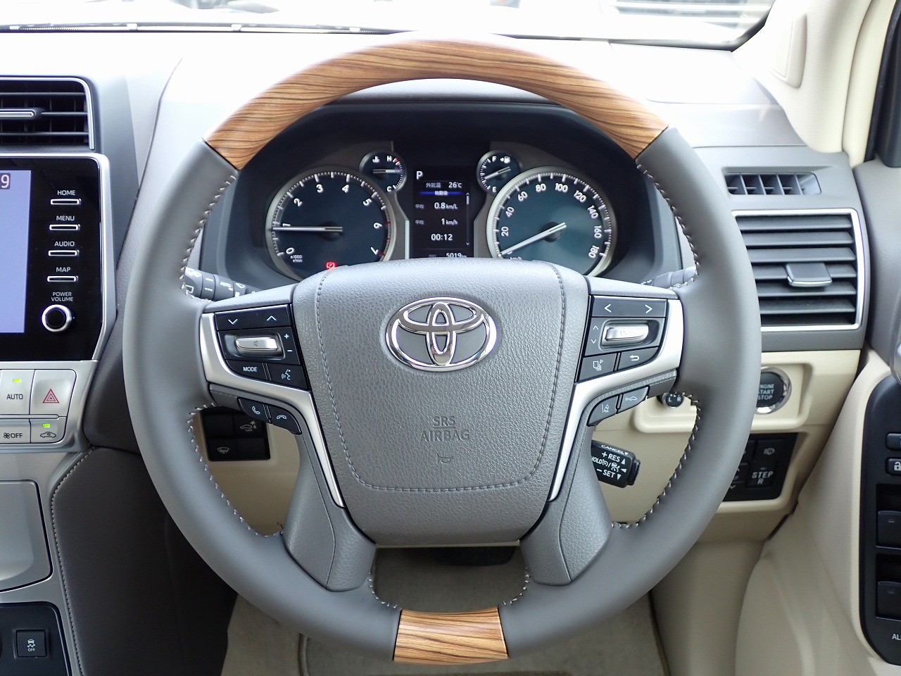 TOYOTA Land Cruiser Prado