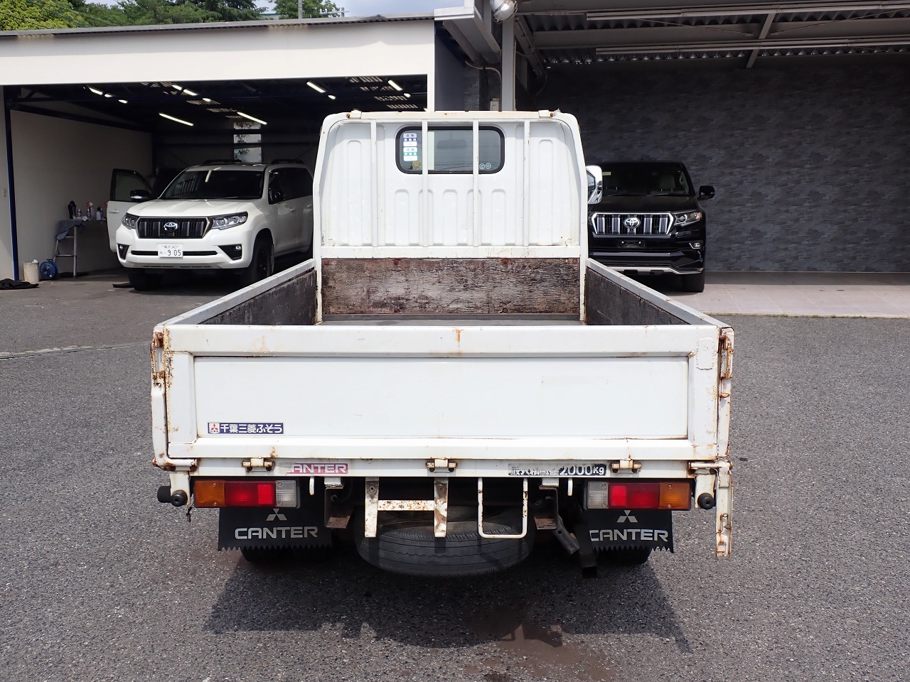 MITSUBISHI FUSO Canter