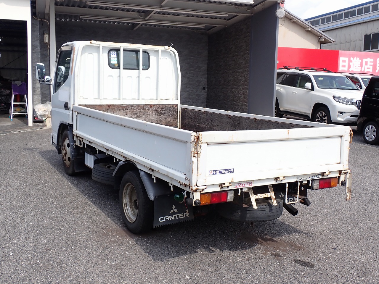 MITSUBISHI FUSO Canter