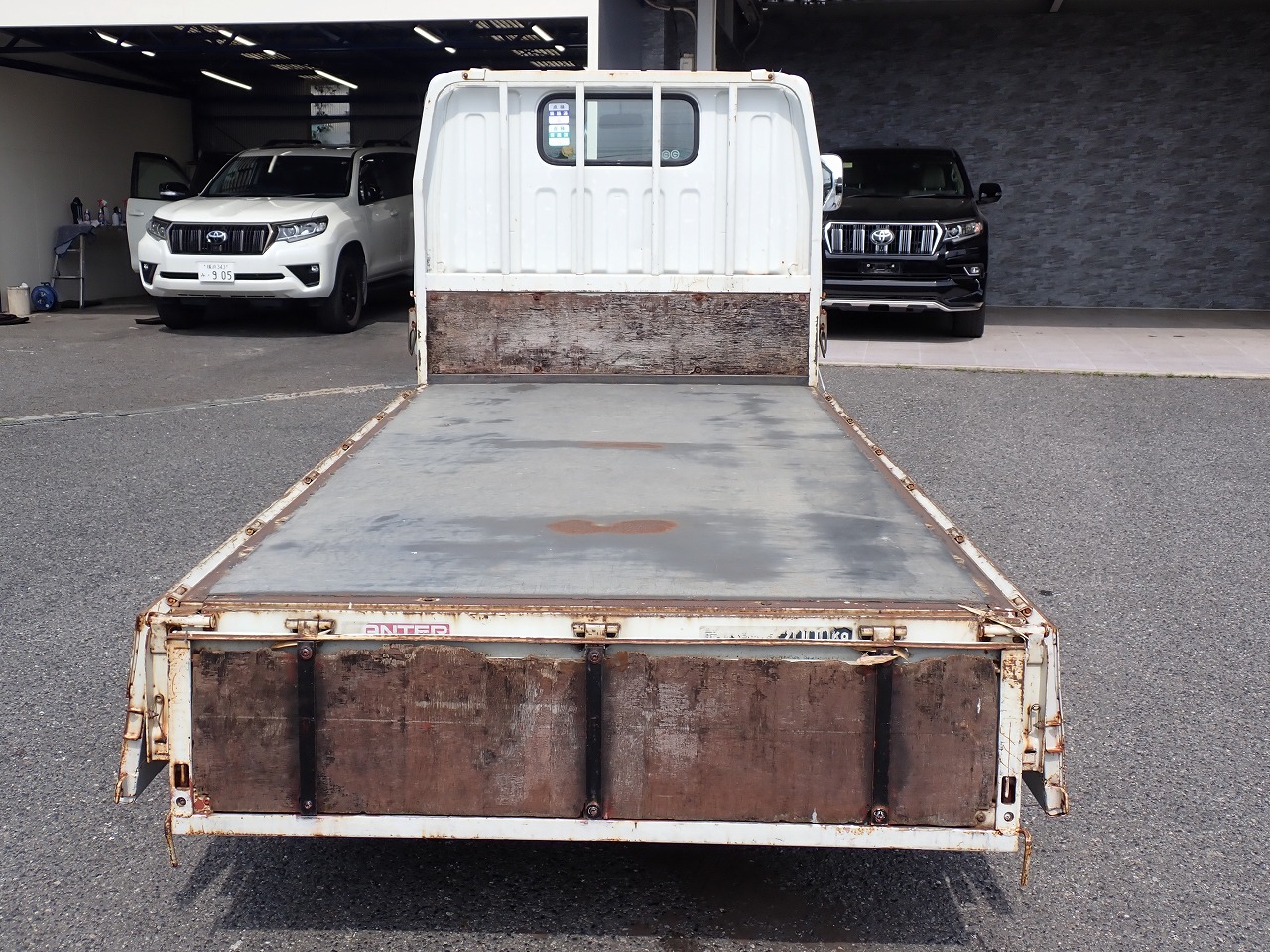 MITSUBISHI FUSO Canter