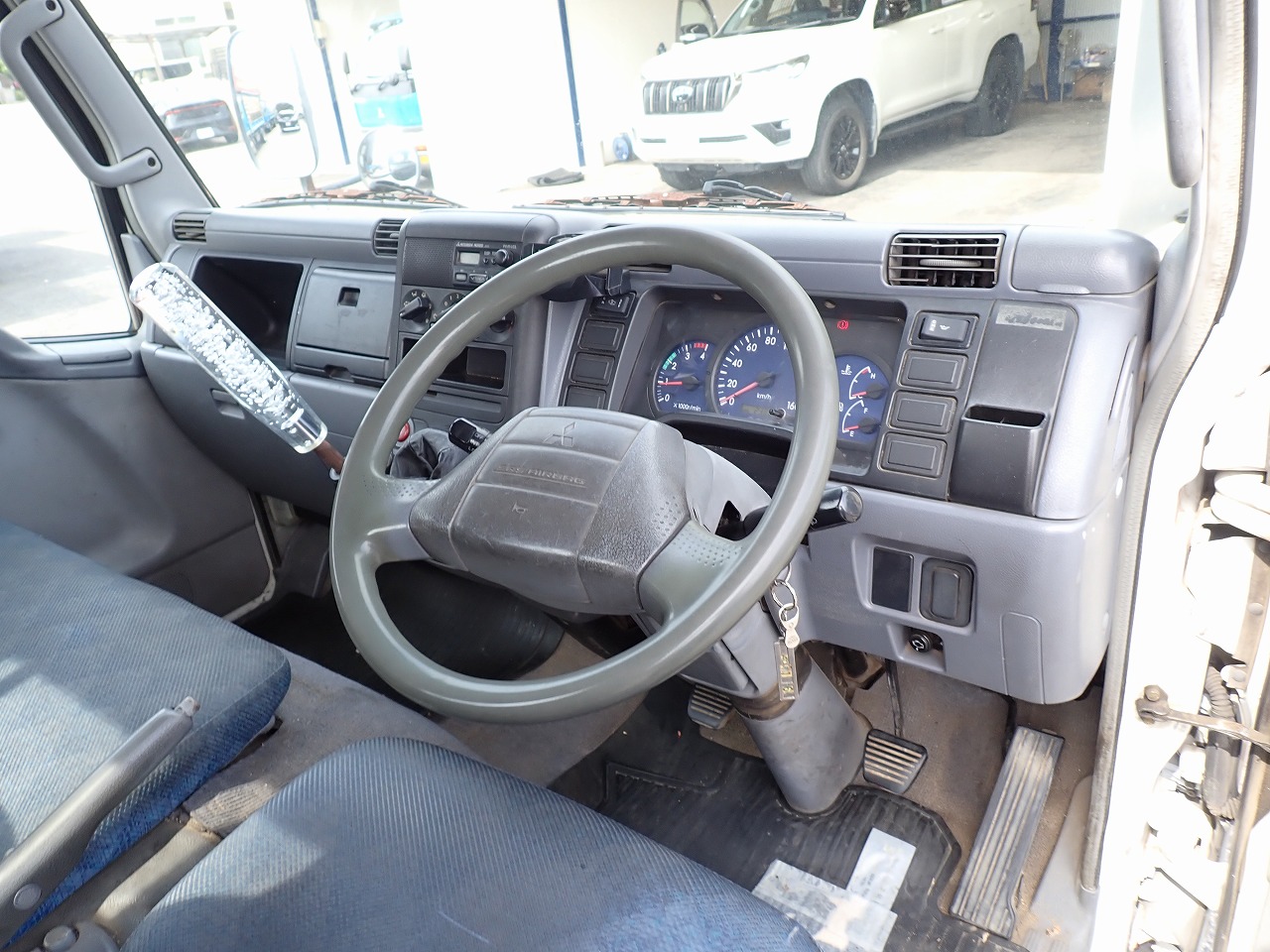 MITSUBISHI FUSO Canter