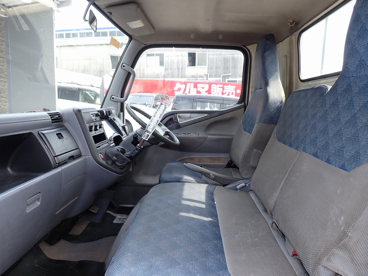 MITSUBISHI FUSO Canter