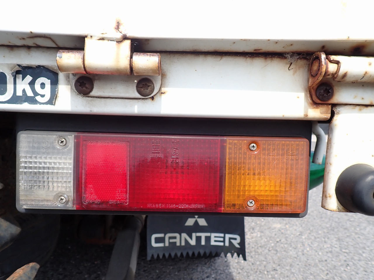 MITSUBISHI FUSO Canter
