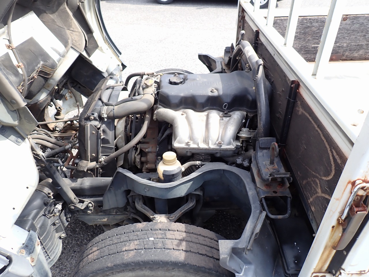 MITSUBISHI FUSO Canter