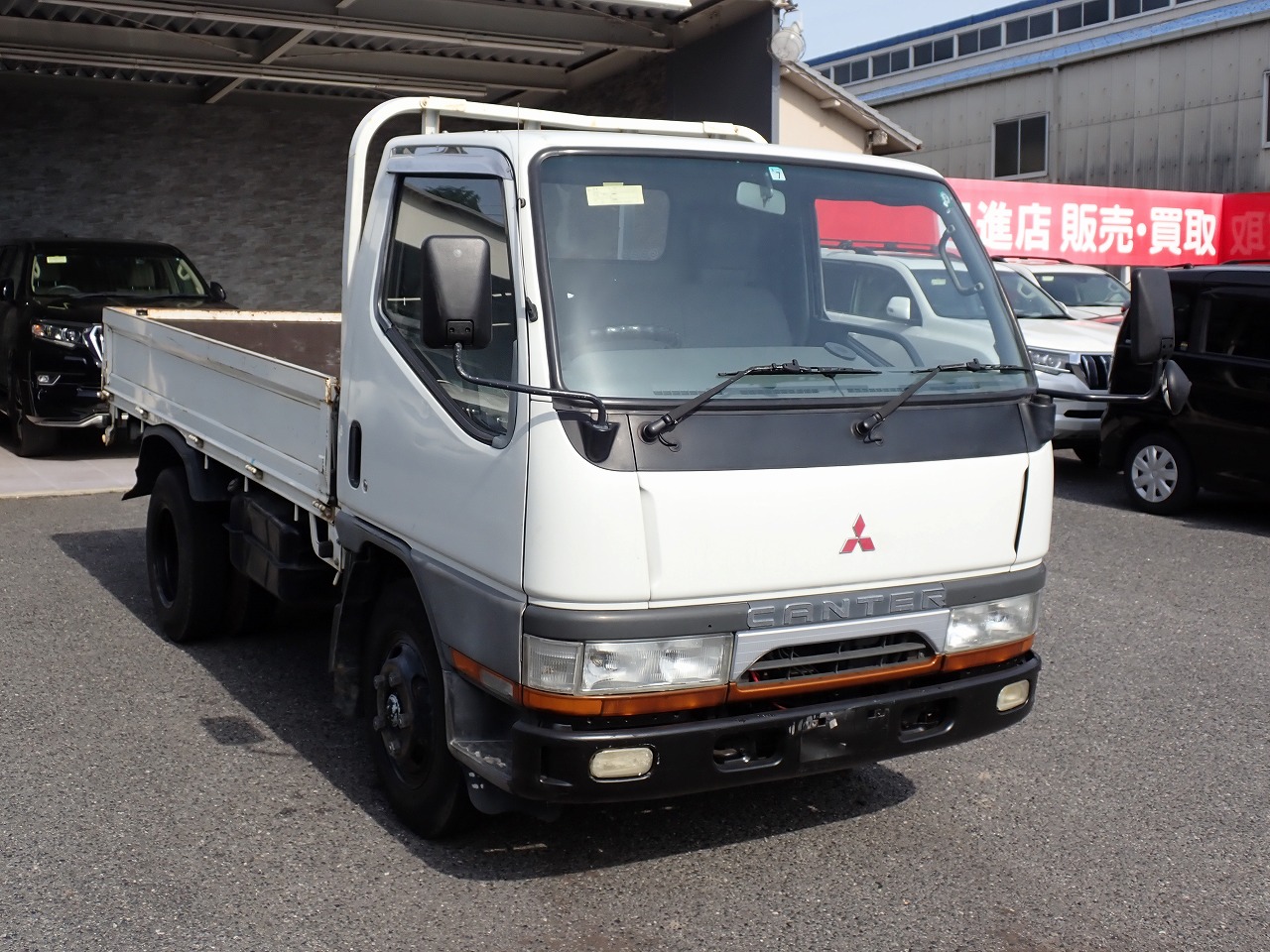MITSUBISHI FUSO Canter