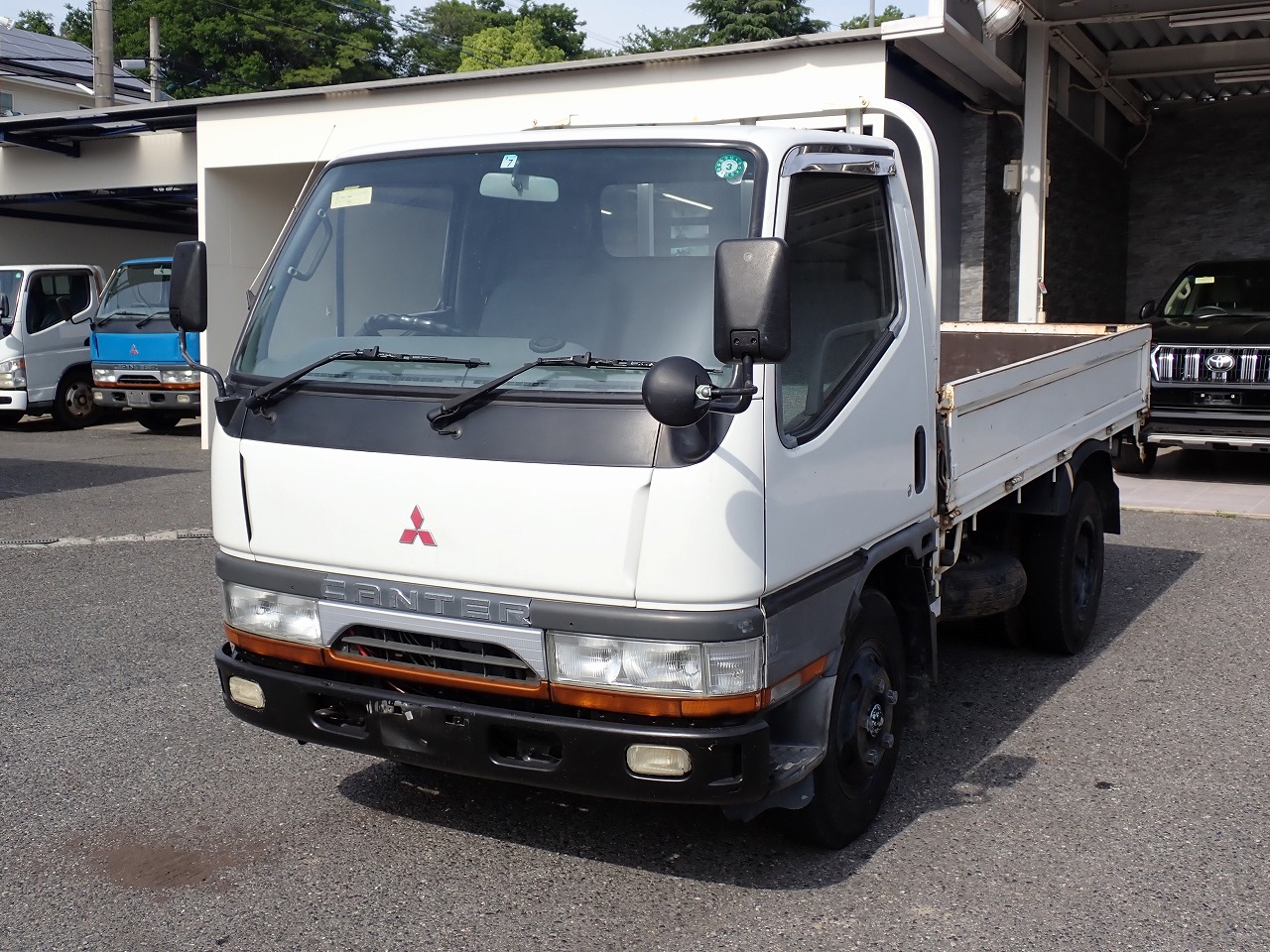 MITSUBISHI FUSO Canter