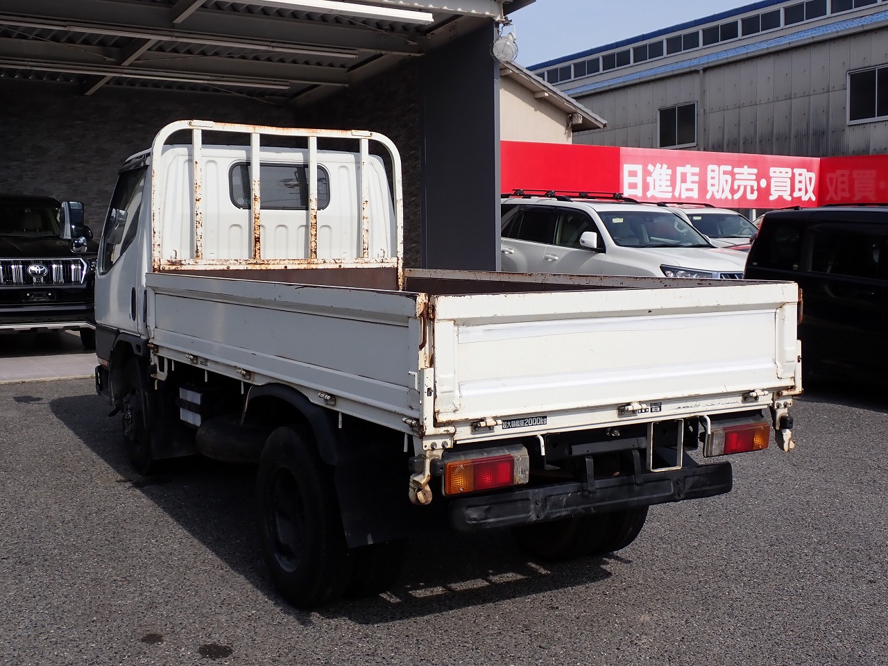 MITSUBISHI FUSO Canter