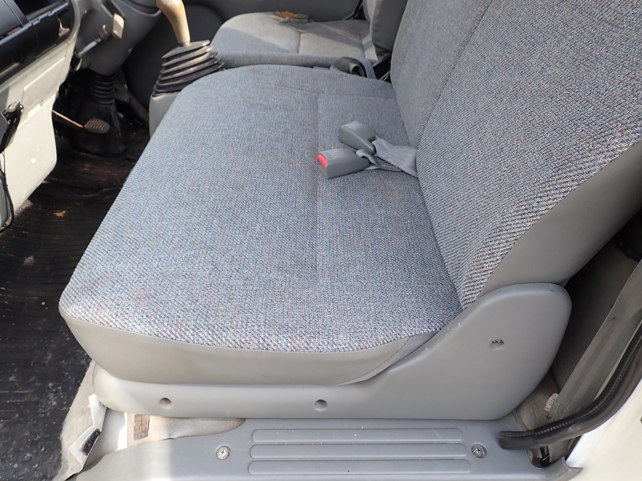 MITSUBISHI FUSO Canter
