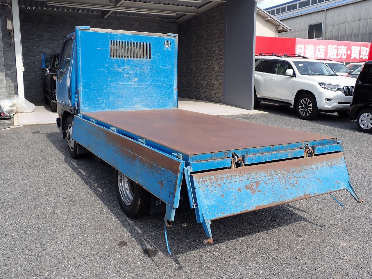 MITSUBISHI FUSO Canter