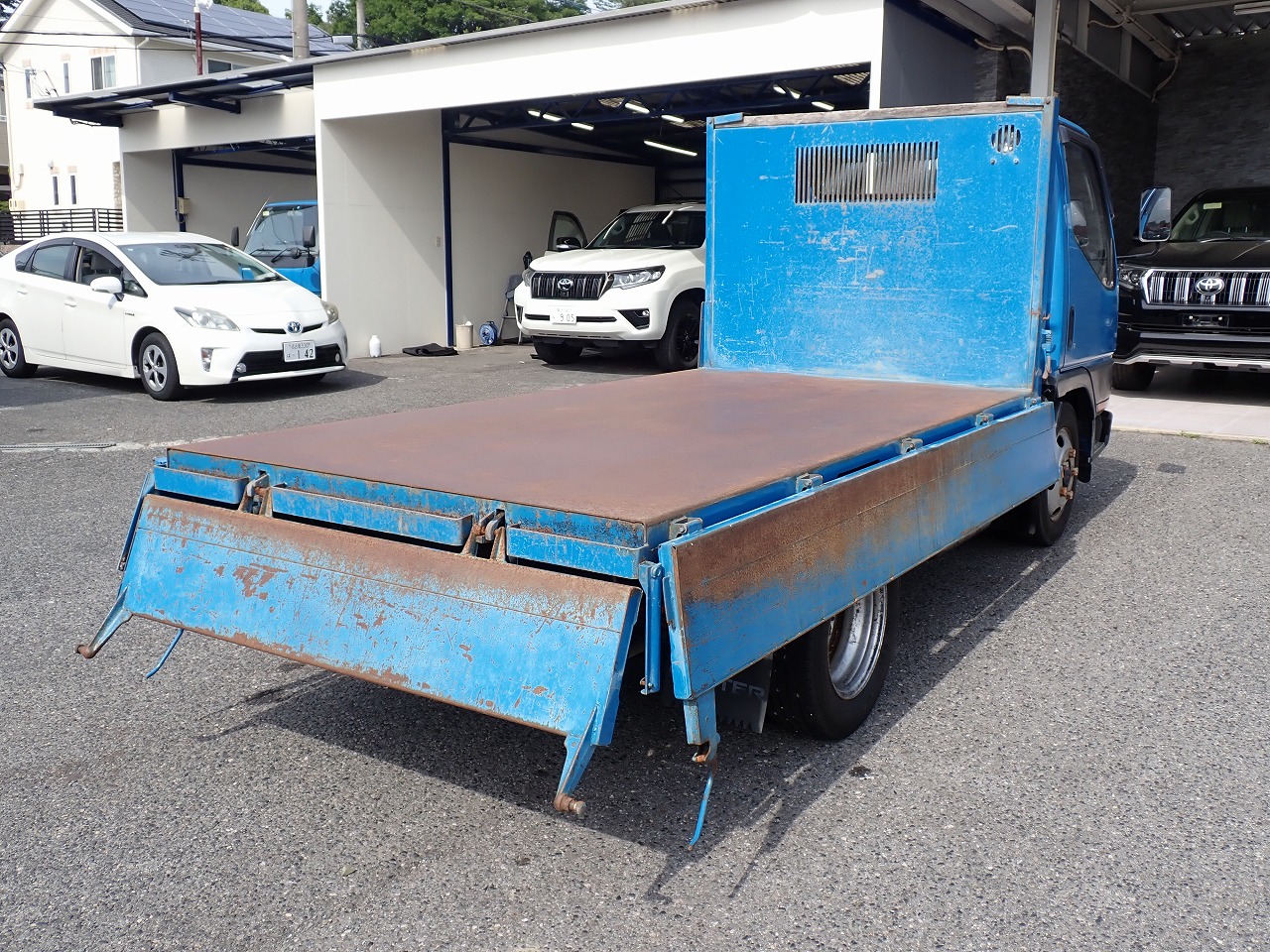 MITSUBISHI FUSO Canter