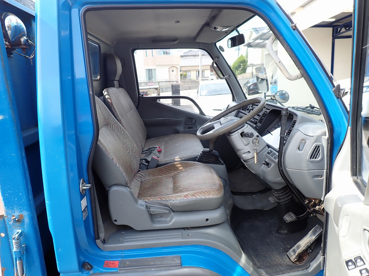 MITSUBISHI FUSO Canter