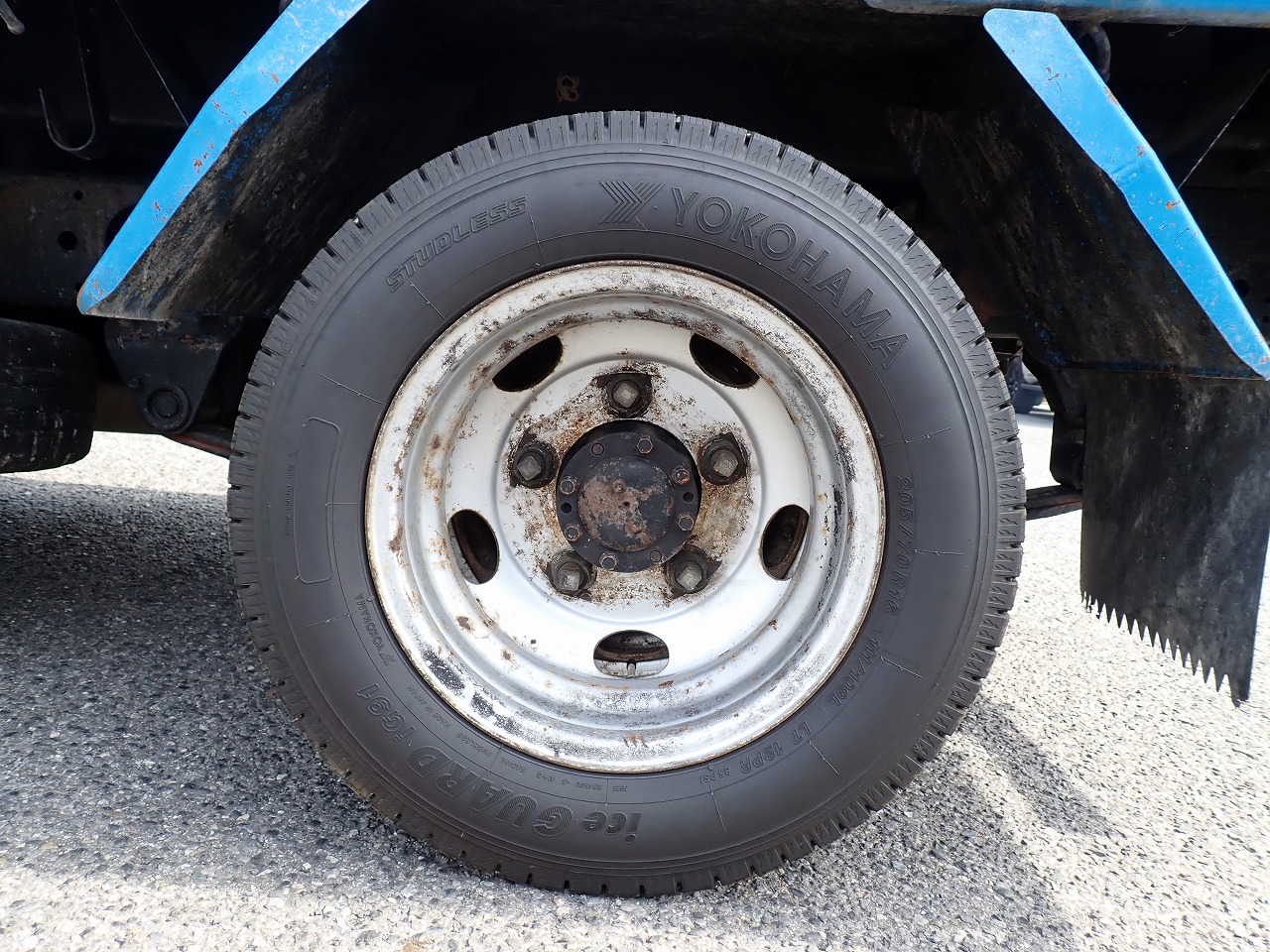 MITSUBISHI FUSO Canter
