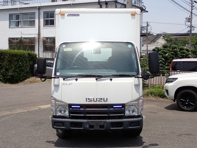 ISUZU Elf Truck
