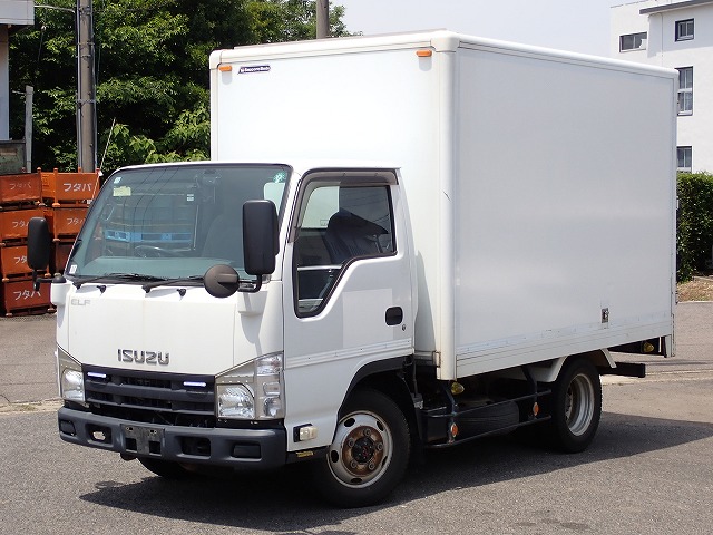 ISUZU Elf Truck