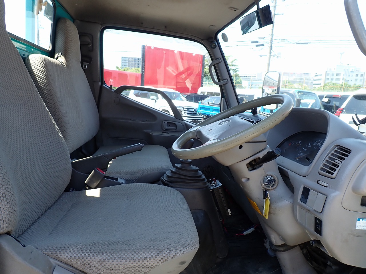 TOYOTA Toyoace