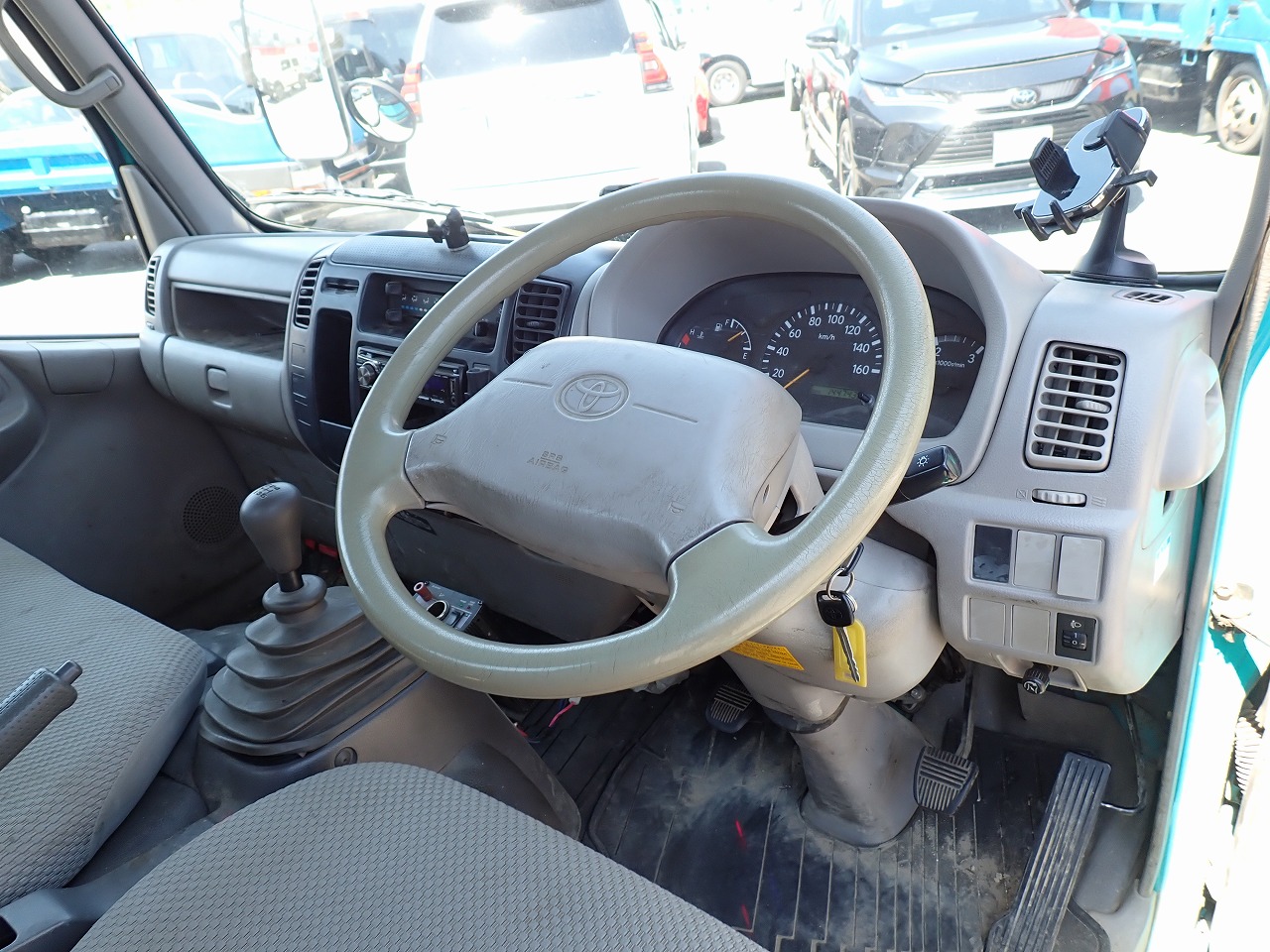 TOYOTA Toyoace