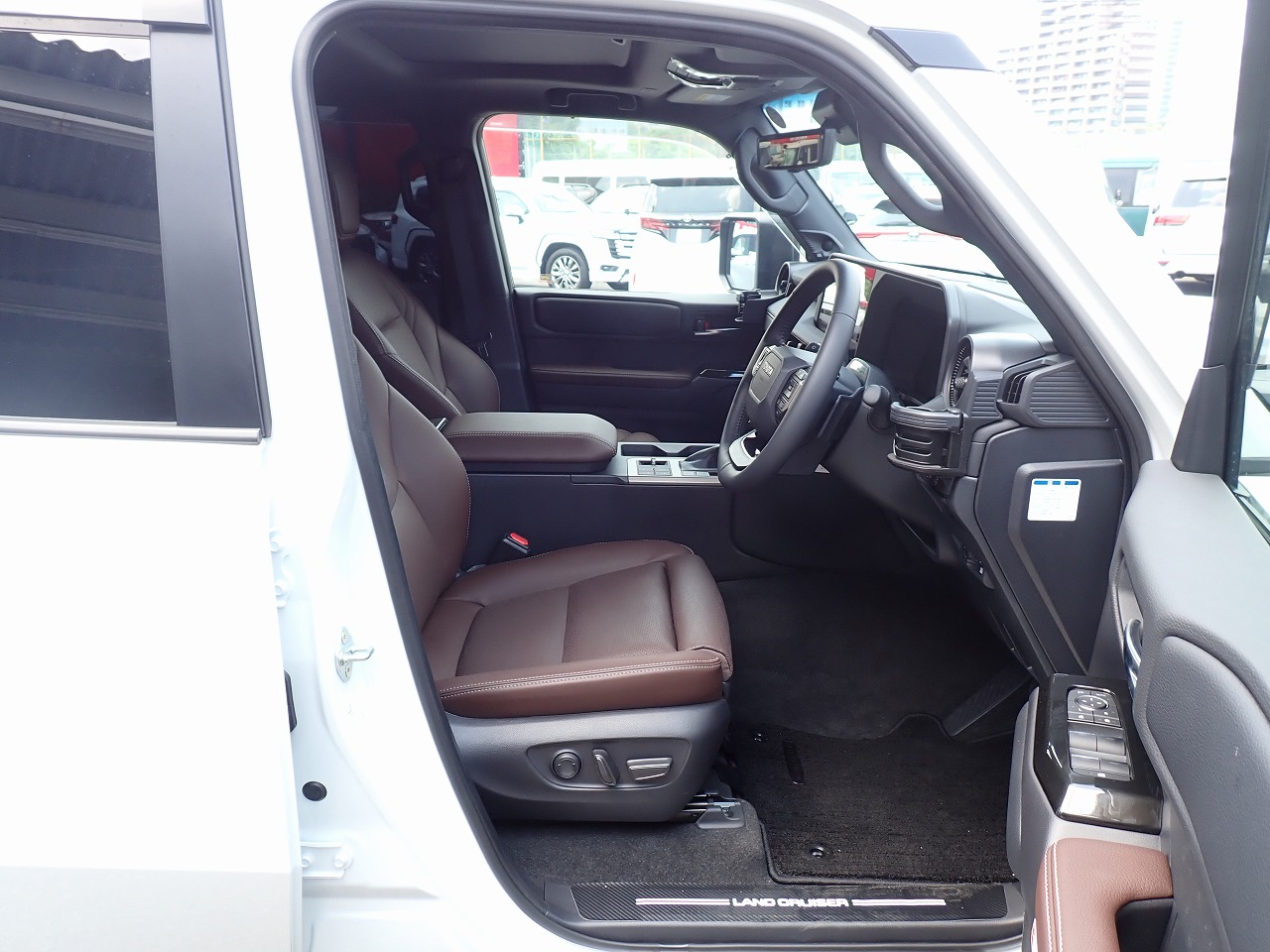 TOYOTA Land Cruiser 250