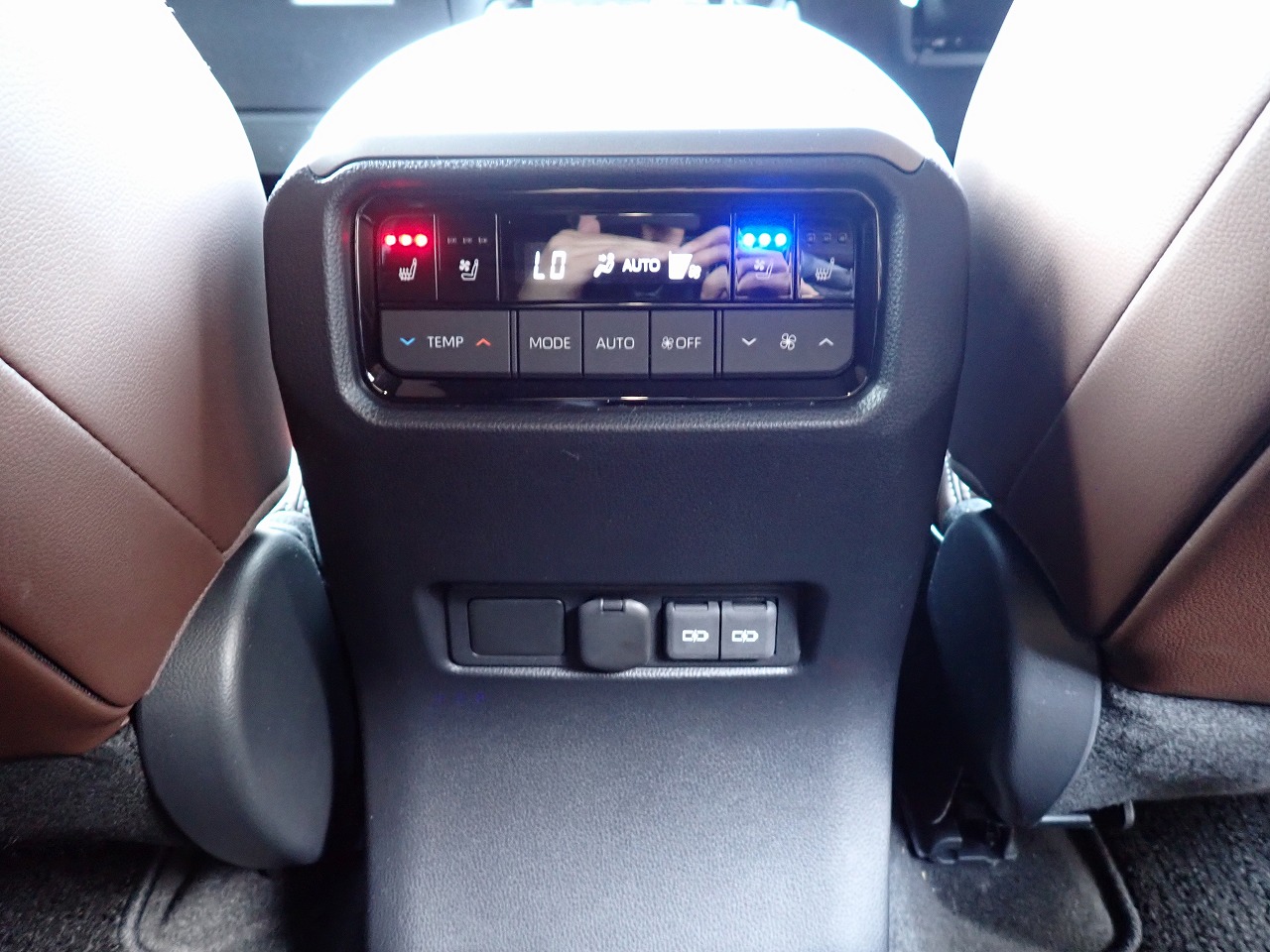 TOYOTA Land Cruiser 250