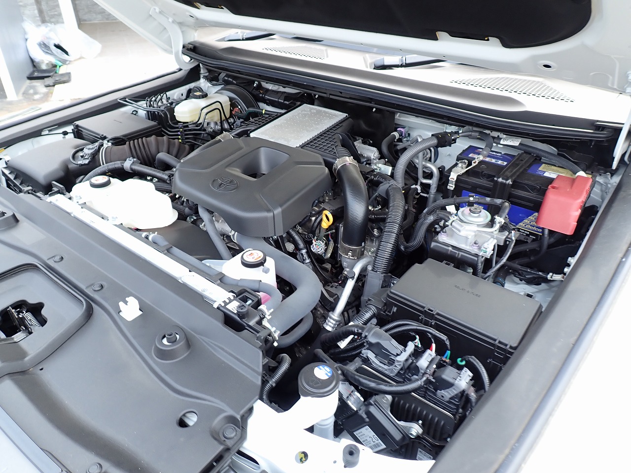 TOYOTA Land Cruiser 250
