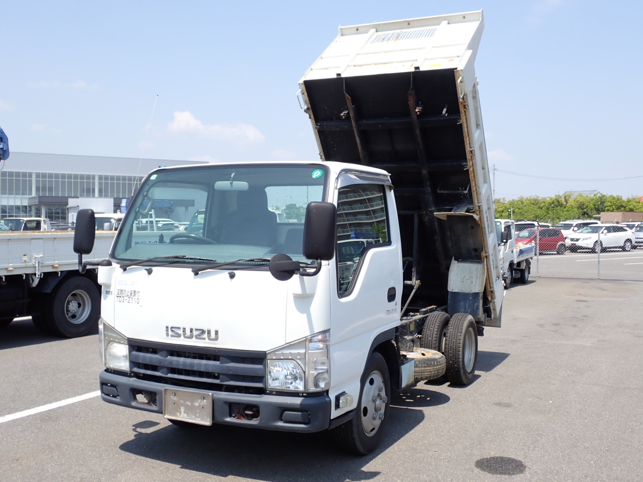 ISUZU Elf Truck