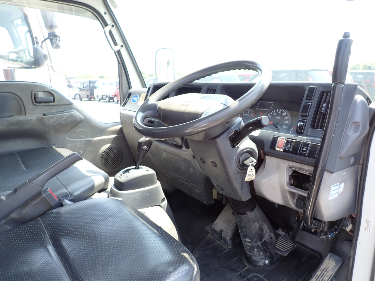 ISUZU Elf Truck
