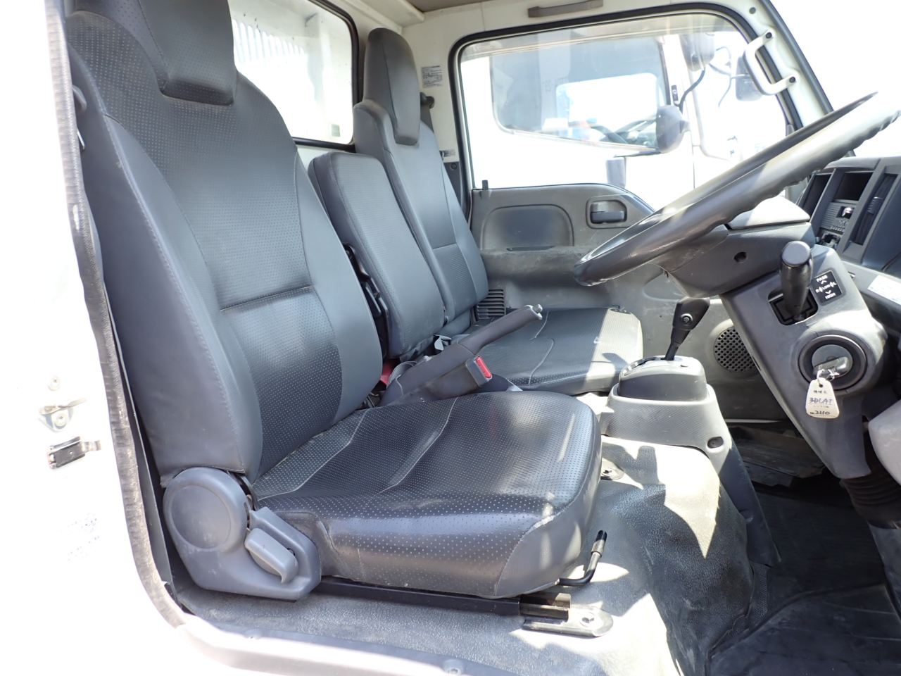 ISUZU Elf Truck