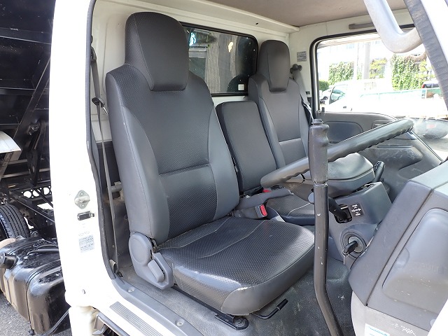 ISUZU Elf Truck