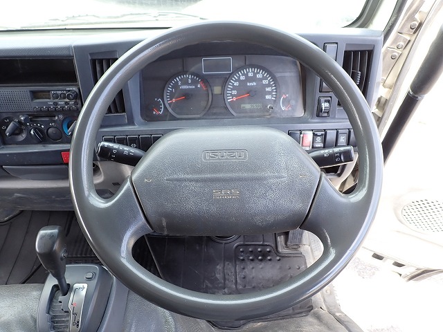 ISUZU Elf Truck