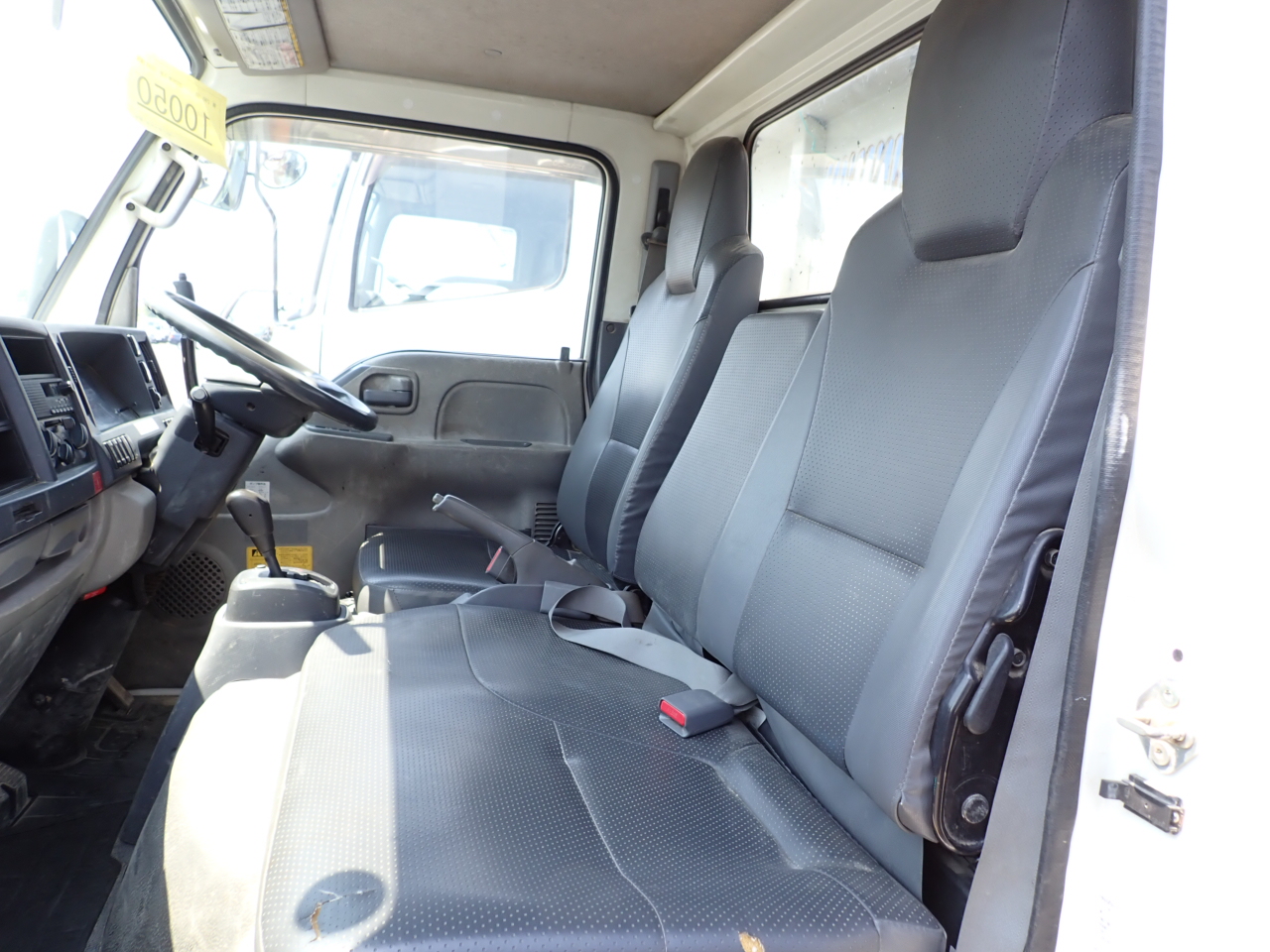 ISUZU Elf Truck