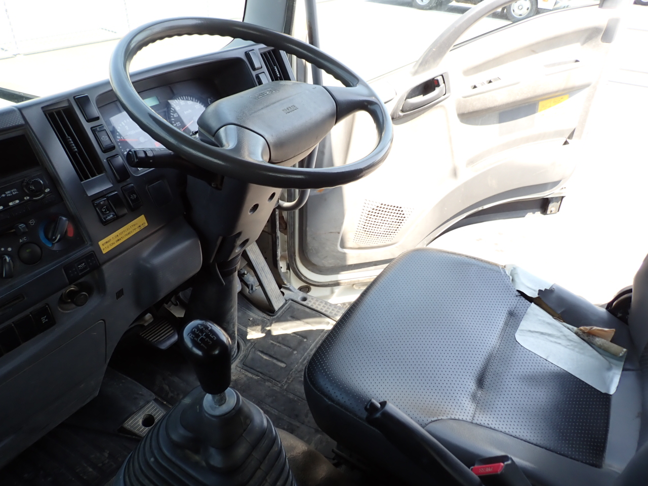 ISUZU Forward