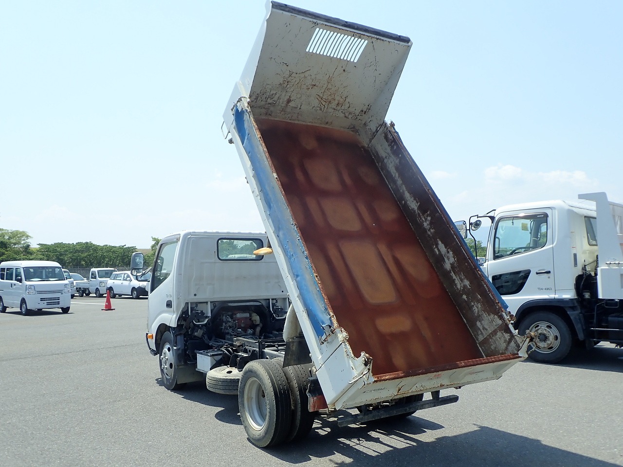 HINO Dutro
