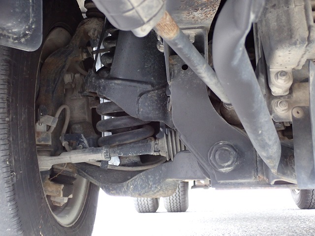 ISUZU Elf Truck