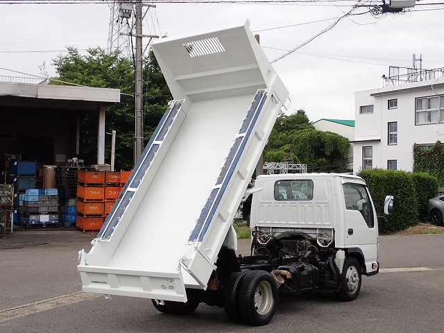 ISUZU Elf Truck