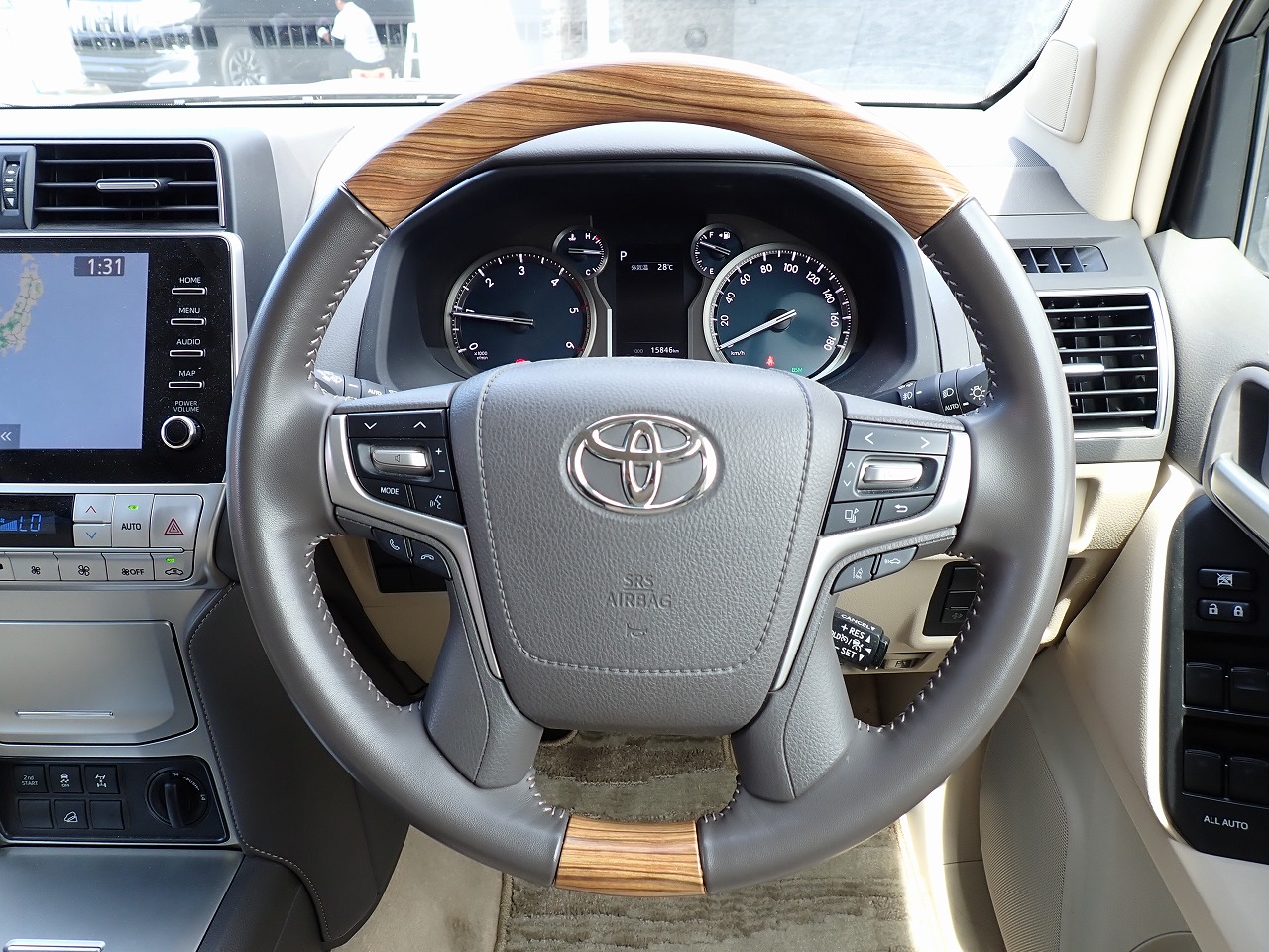 TOYOTA Land Cruiser Prado