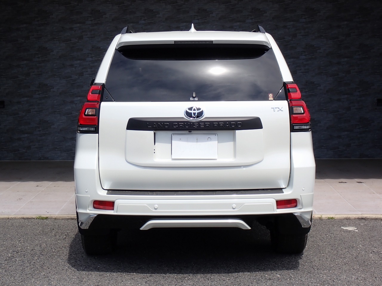 TOYOTA Land Cruiser Prado