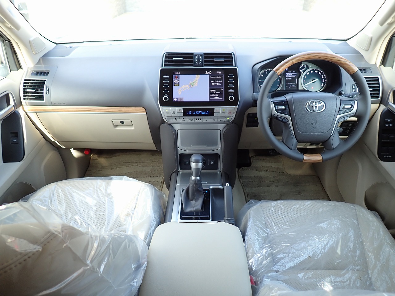 TOYOTA Land Cruiser Prado