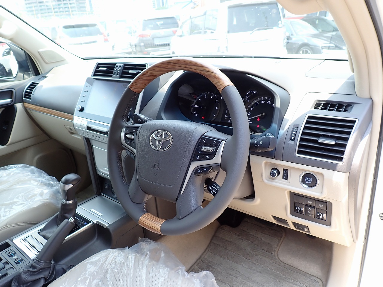 TOYOTA Land Cruiser Prado