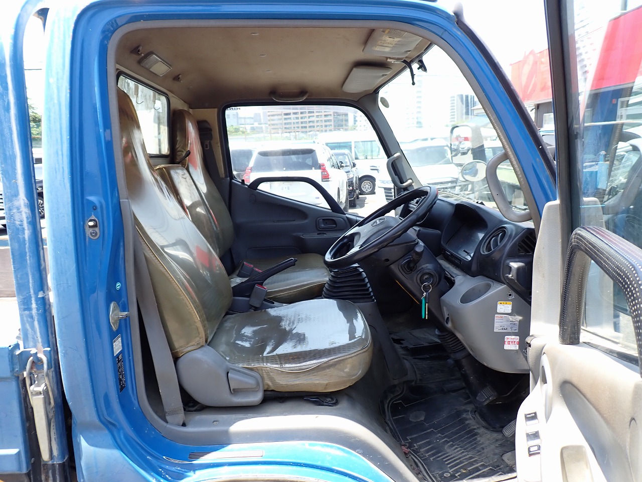 HINO Dutro